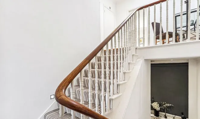 Недвижимость Harcourt Terrace, Chelsea: 2