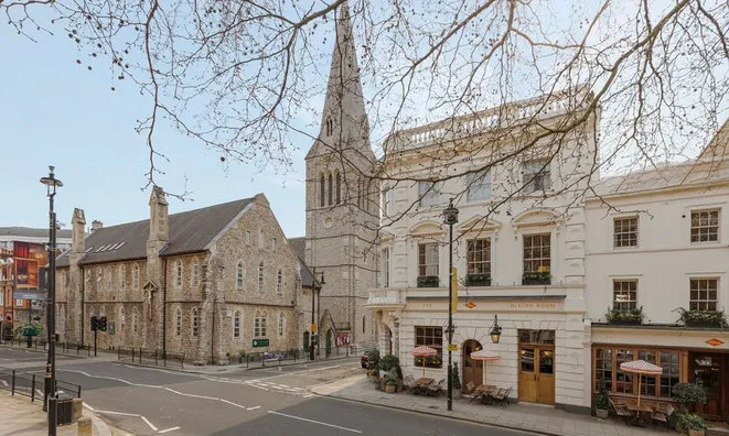 Недвижимость Bourne Street: 9