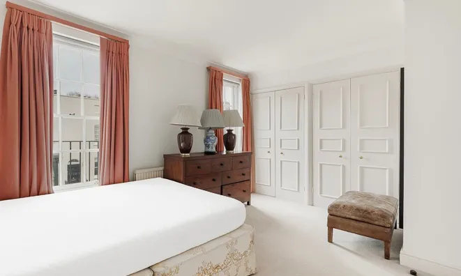 Недвижимость Bourne Street: 21