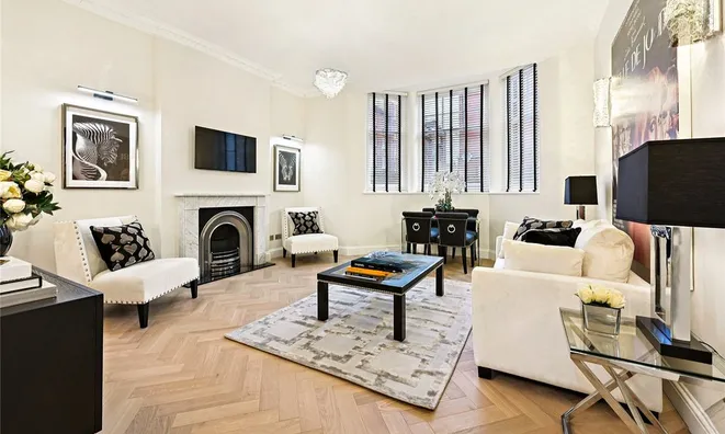 Недвижимость Beaufort Street: 2