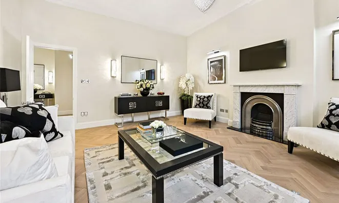 Недвижимость Beaufort Street: 8