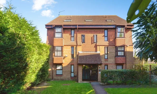 Недвижимость Coopers Close: 8