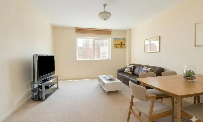 Недвижимость Skyline Plaza, Commercial Road, Aldgage East: 5