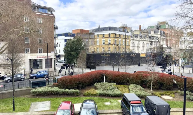 Недвижимость Hallfield Estate: 6