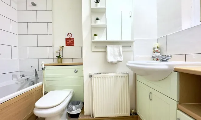 Недвижимость Hallfield Estate: 15