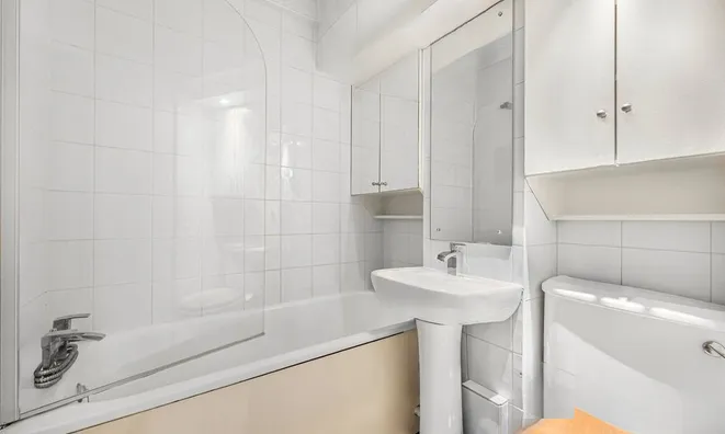 Недвижимость Eton Hall, Eton College Road: 10