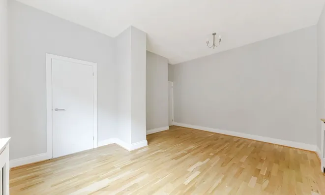 Недвижимость Oaklands Grove: 7