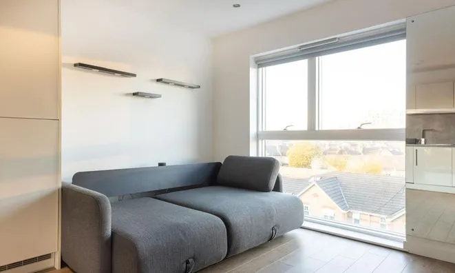 Недвижимость 37 Bedford Road, Clapham: 10