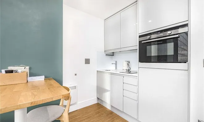 Недвижимость Red Lion Square, Wandsworth High Street: 12