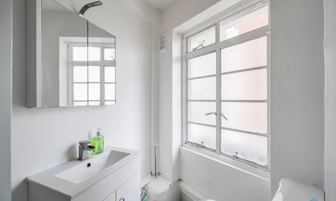 Недвижимость Rossmore Court, Park Road: 4