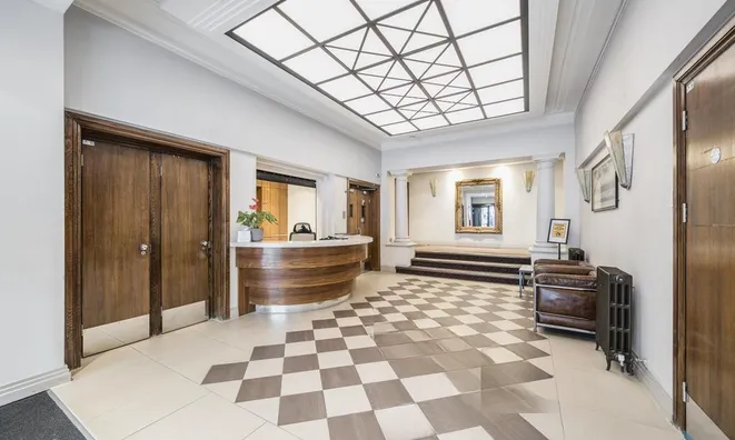 Недвижимость Rossmore Court, Park Road: 8