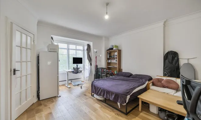 Недвижимость Rossmore Court, Park Road: 9