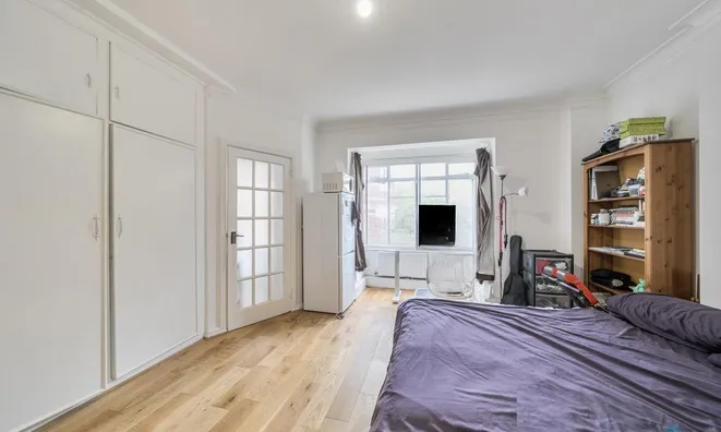 Недвижимость Rossmore Court, Park Road: 10