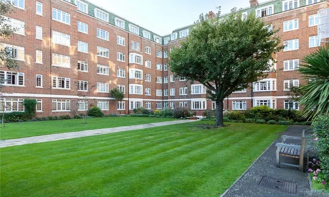 Недвижимость Pembroke Road, Kensington: 2