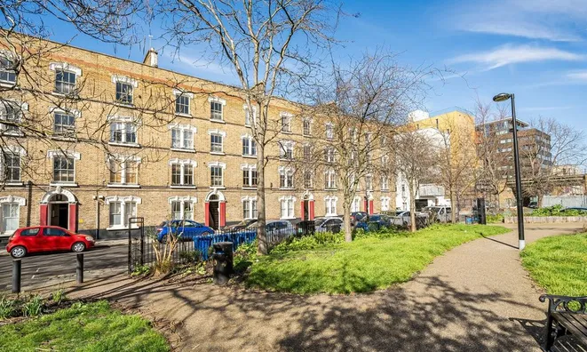 Недвижимость Amelia Street: 13