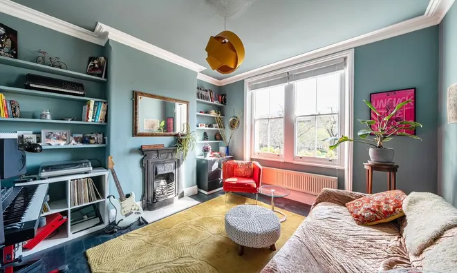 Недвижимость Amelia Street: 16