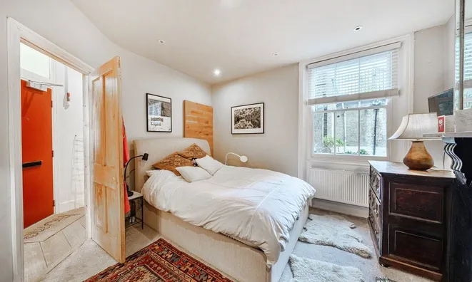 Недвижимость Amelia Street: 18