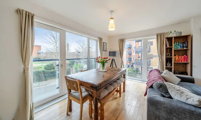 Недвижимость Calypso Crescent: 4