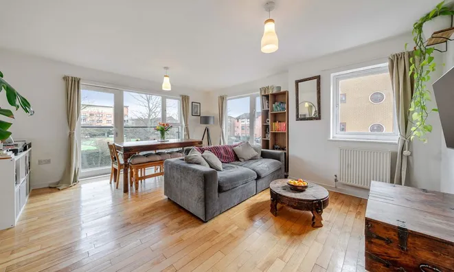 Недвижимость Calypso Crescent: 5