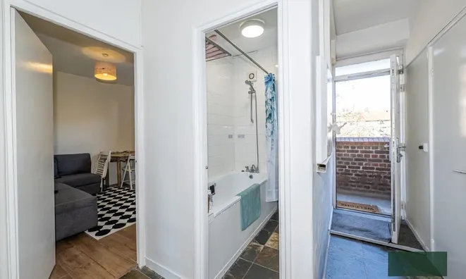 Недвижимость Blaxland House, White City Estate: 10