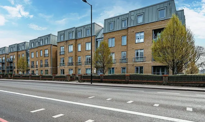 Недвижимость Seven Sisters Road, Finsbury Park: 4