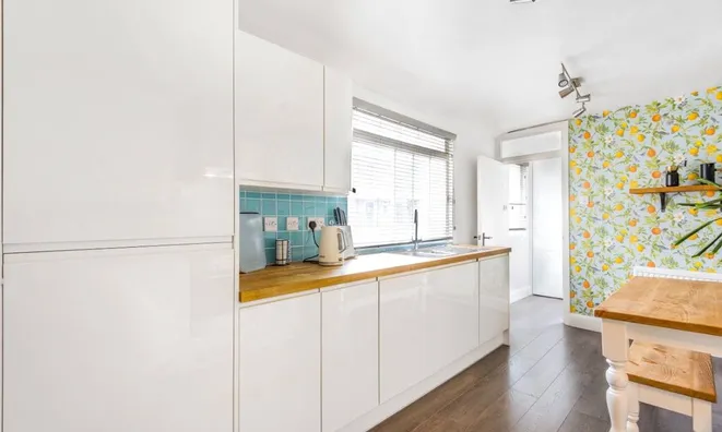 Недвижимость Fort Road: 1