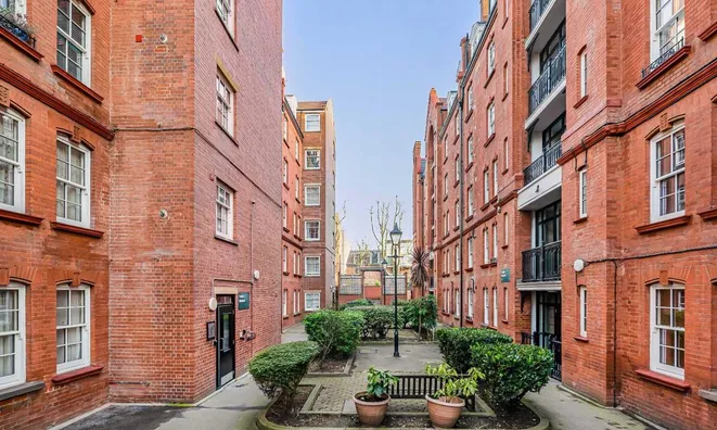 Недвижимость New Church Road: 6