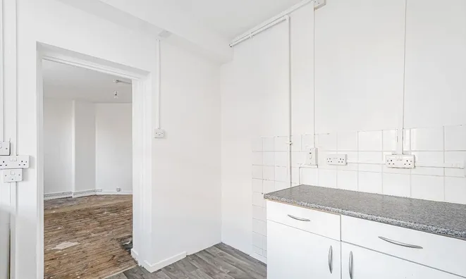 Недвижимость New Church Road: 12