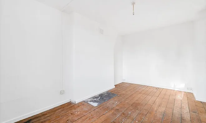 Недвижимость New Church Road: 12