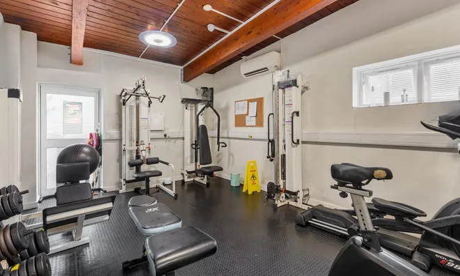 Недвижимость Bramlands Close: 4