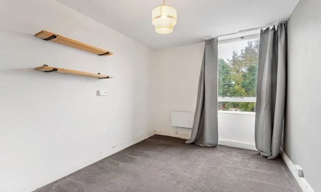 Недвижимость Bramlands Close: 7