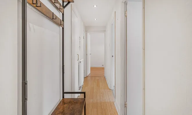 Недвижимость Bramlands Close: 15