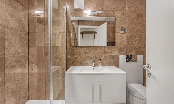 Недвижимость Bramlands Close: 16