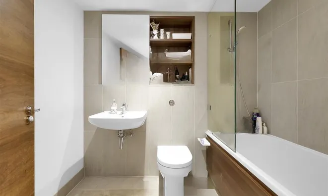 Недвижимость Bromyard Avenue: 4