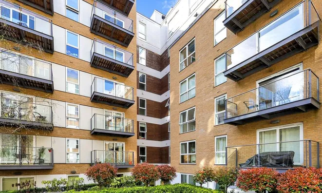 Недвижимость Bromyard Avenue: 9