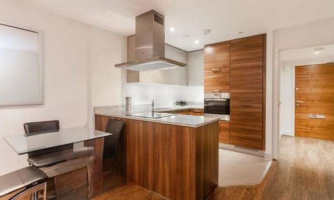 Недвижимость Bromyard Avenue: 5