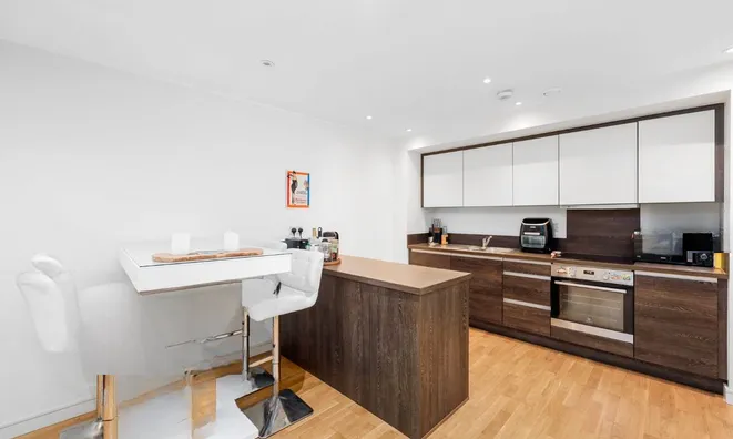 Недвижимость Enterprise Way, Wandsworth: 1