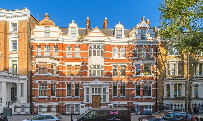 Недвижимость Holland Park Gardens: 4