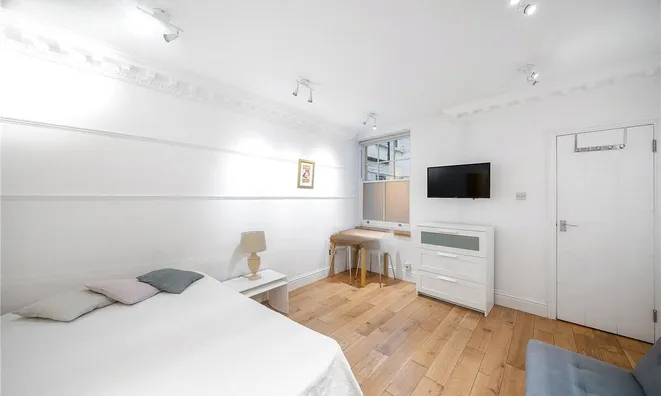 Недвижимость Holland Park Gardens: 6