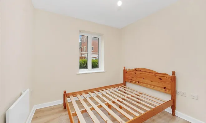 Недвижимость Robson Avenue: 3