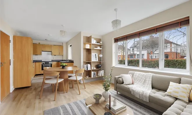 Недвижимость Robson Avenue: 5