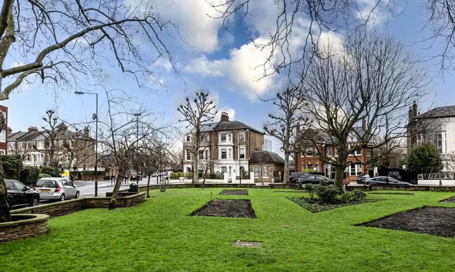 Недвижимость Highlever Road: 4