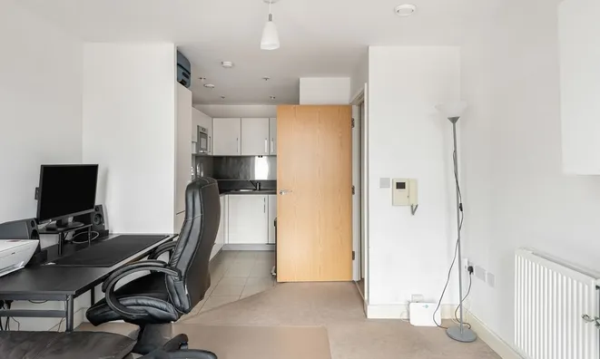 Недвижимость Dalston Square: 3