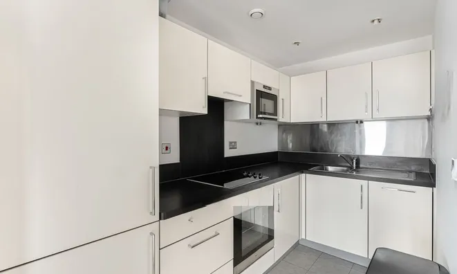 Недвижимость Dalston Square: 12