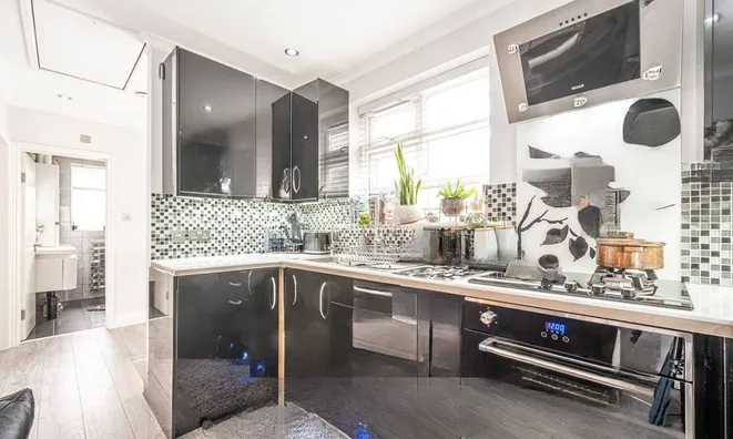 Недвижимость Braemar Avenue, Neasden: 11