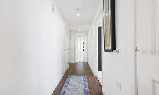 Недвижимость Gifford Road: 1