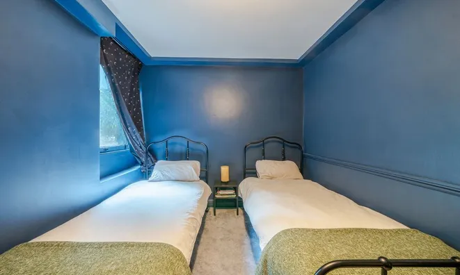 Недвижимость Knatchbull Road: 9