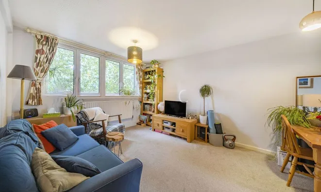 Недвижимость Cromwell Road: 2