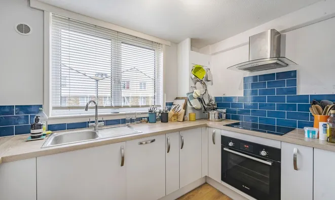 Недвижимость Cromwell Road: 13