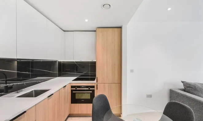 Недвижимость Bouchon Point, Silk District: 13